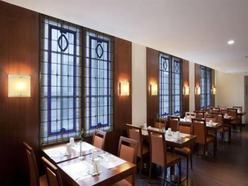 Nh Paris Gare De L'Est Otel 4*,
