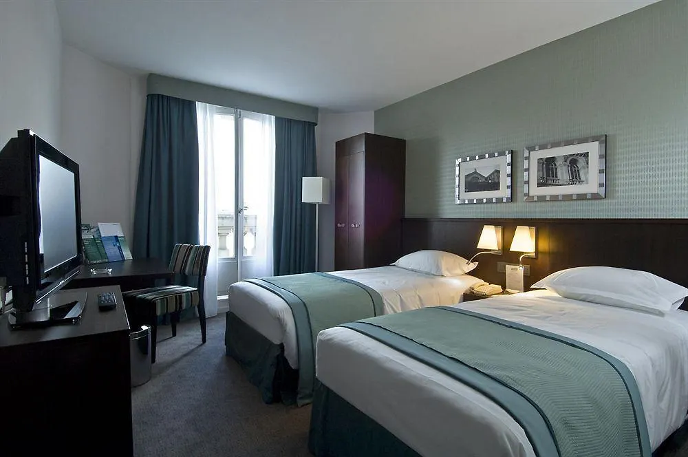 ****  Nh Paris Gare De L'Est Otel Fransa